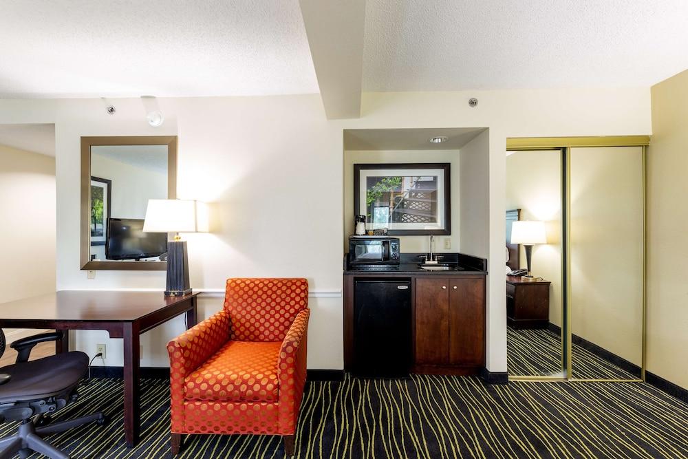 Hampton Inn Columbia I-26/Harbison Blvd Exteriér fotografie